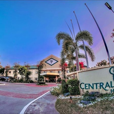 Luisita Central Park Hotel Tarlac City Bagian luar foto