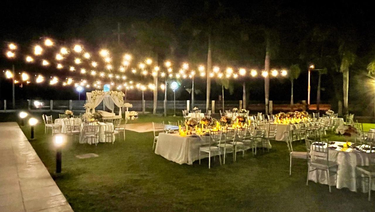 Luisita Central Park Hotel Tarlac City Bagian luar foto